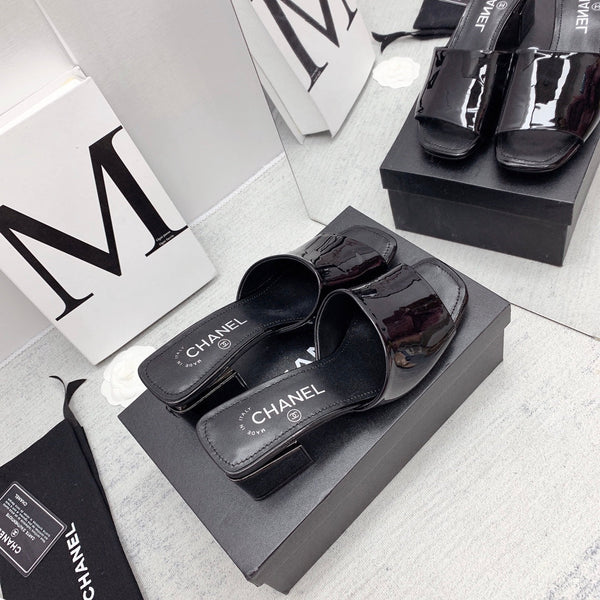 CC 26s Mules Sandals 4.5cm Patent Leather 162898