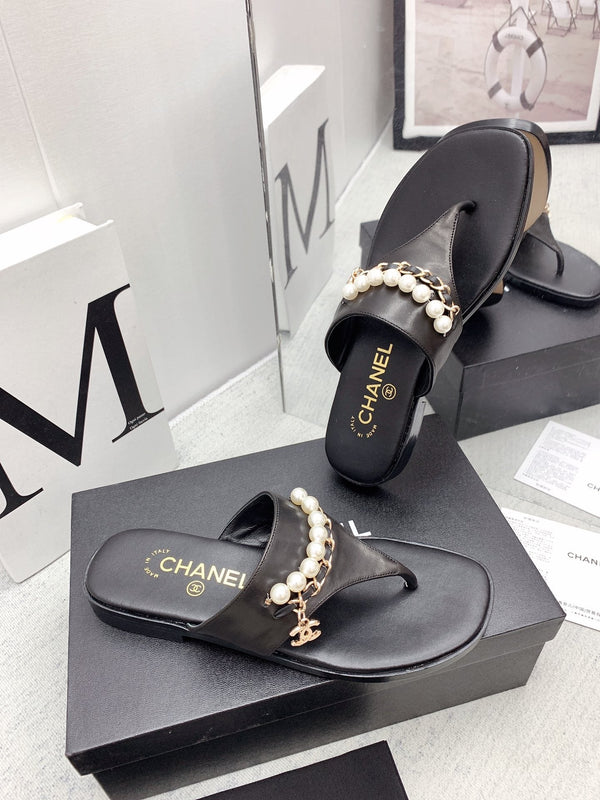 CC 26s Thong Sandals 2cm Pearl Leather 163419