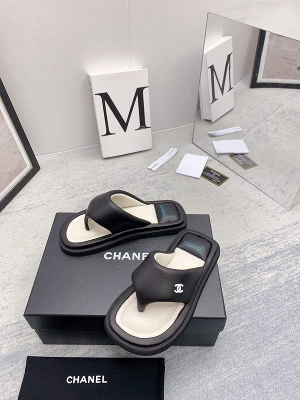 CC 26s Thong Sandals 2cm Leather 163422