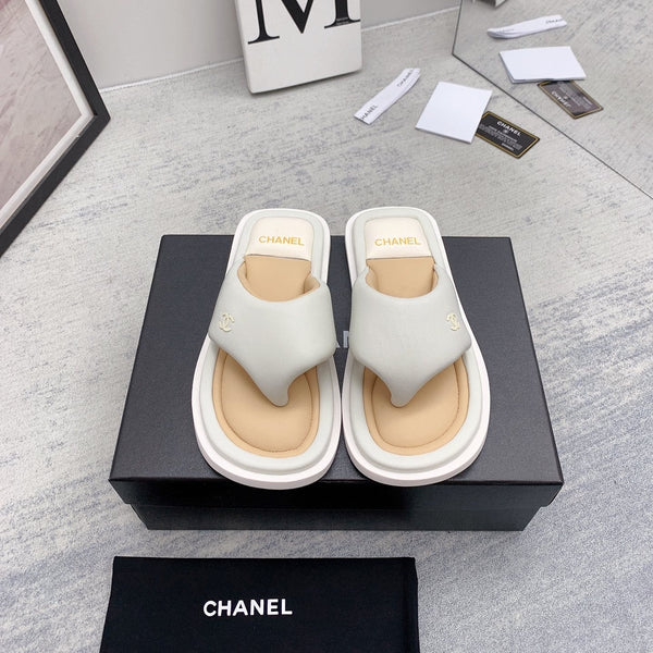CC 26s Thong Sandals 2cm Leather 163422