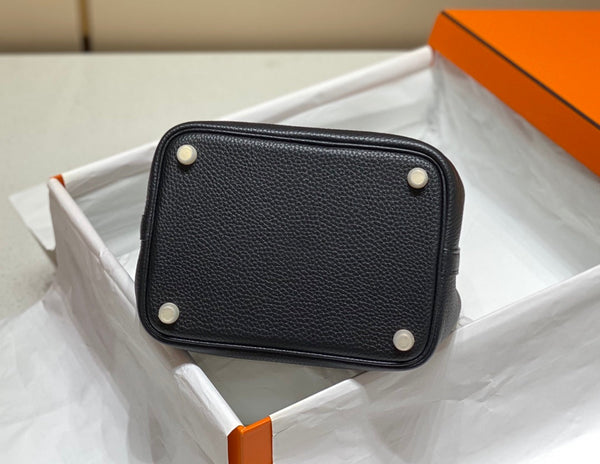 picotin lock 18 black togo ghw