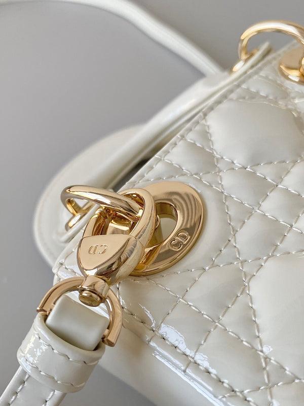 micro lady 12 white patent calfskin