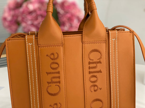 Chloé Woody small tote bag 26cm brown calfskin