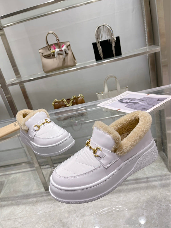 GG Snow Boots White Calfskin Wool 576243