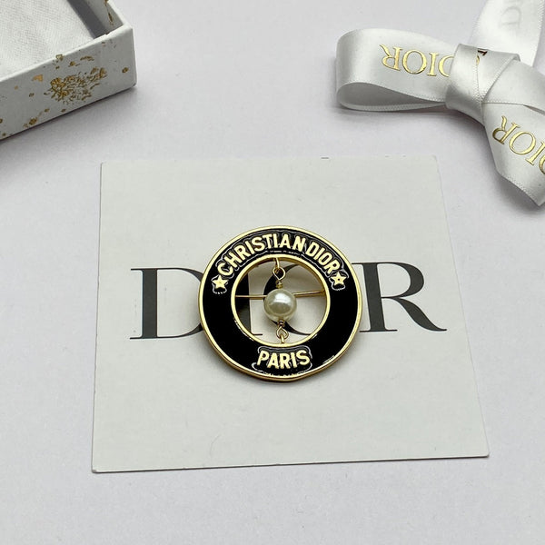 CD Brooch 173985