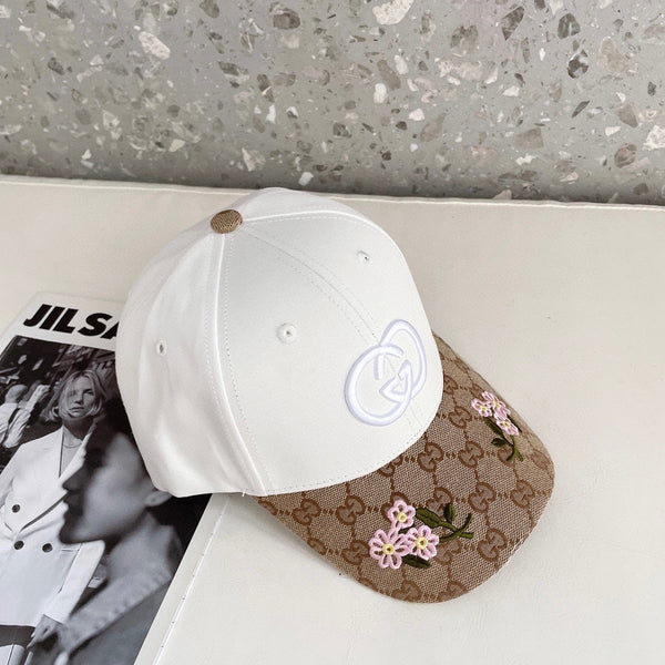 BAKER BOY CAP IN WHITE MIX CAMEL BROWN MONOGRAM JACQUARD FABRIC 136303