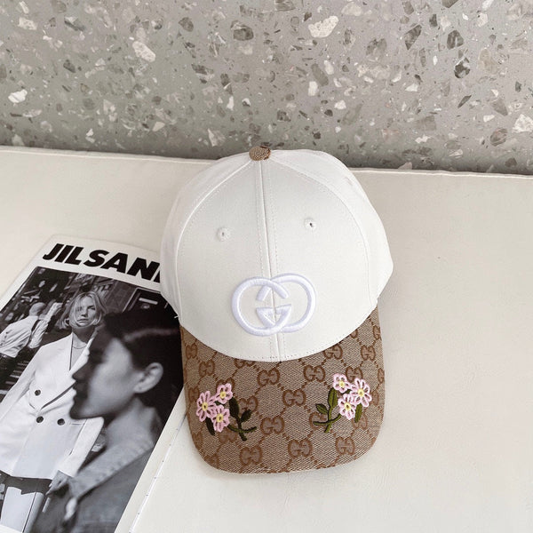 BAKER BOY CAP IN WHITE MIX CAMEL BROWN MONOGRAM JACQUARD FABRIC 136303