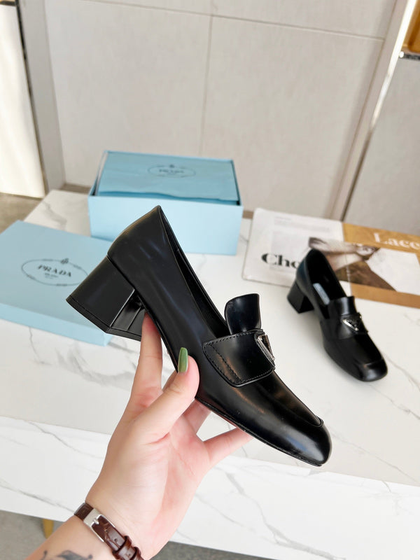 Prad 26S 5.5cm Block Heel Loafers Black Leather 147123