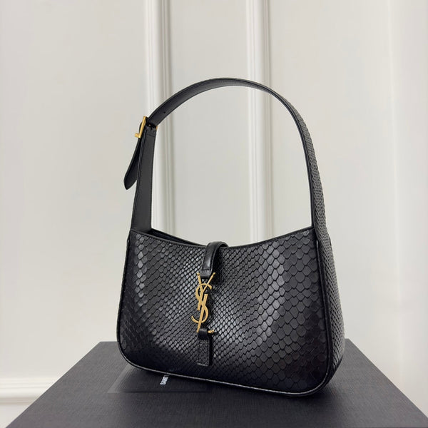 Le 5 a 7 24 Snake Black Lambskin Ghw