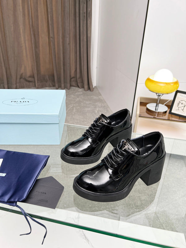 Prad 26S 8cm Lace-Up Block Heel Oxfords Black Patent Leather 147122