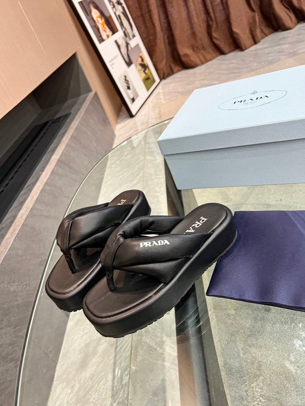 Prad 26s Platform Thong Sandals Black Leather 140404