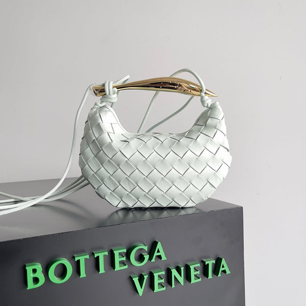 SARDINE 20 WITH CHAIN IN WHITE LAMBSKIN