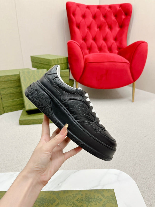 GG EMBOSSED TRAINER BLACK CALFSKIN