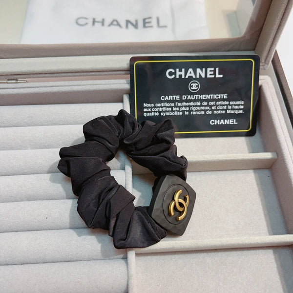 BLACK WRINKLED FABRIC SCRUNCHIE 875869