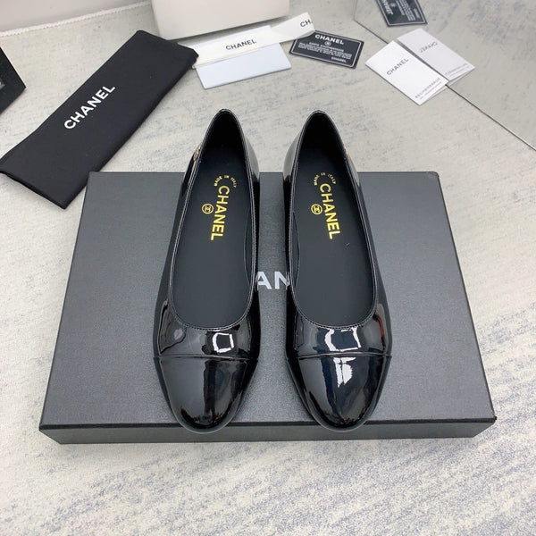 CC 26s Ballet Flats Patent Leather 159948