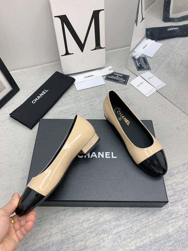 CC 26s Ballet Flats Patent Leather 159948
