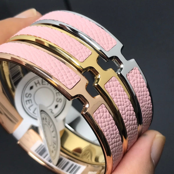 H Pig Nose Light Pink Bracelet