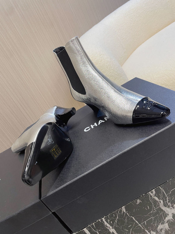 CC 26s Chelsea Boots 5cm Silver Black Leather Patent 108818