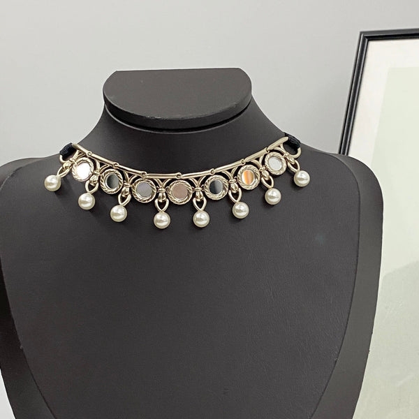 CD 26S Pearl Drop Choker Necklace In Gold Tone Metal 631050