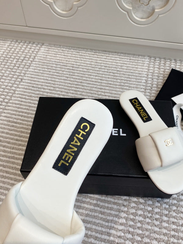 CC 25 Mule Calfskin