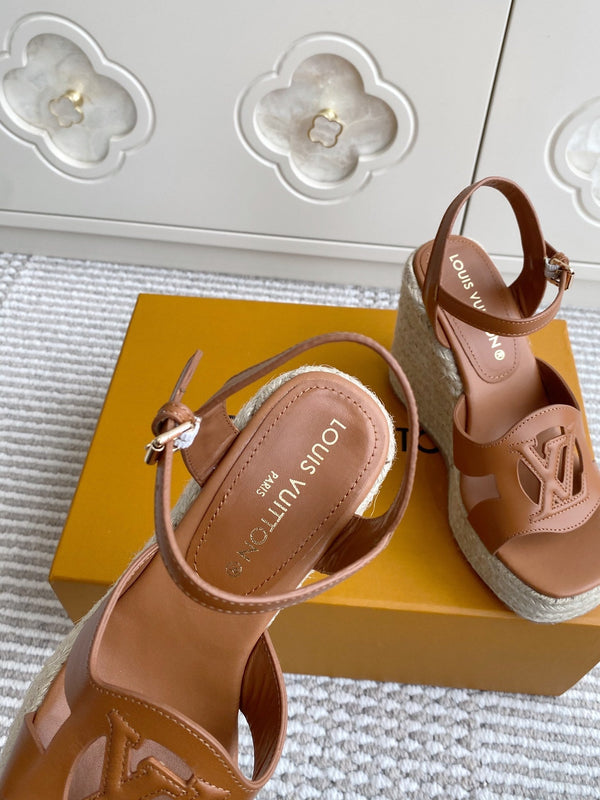 LV Letter Hollow Straw Wedge Sandals 11.5cm Gold Cowhide 291574