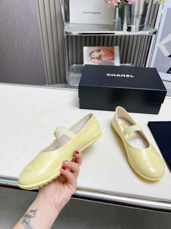 CC 26s Ballet Flat Lemon Yellow Glossy Sheepskin 684823