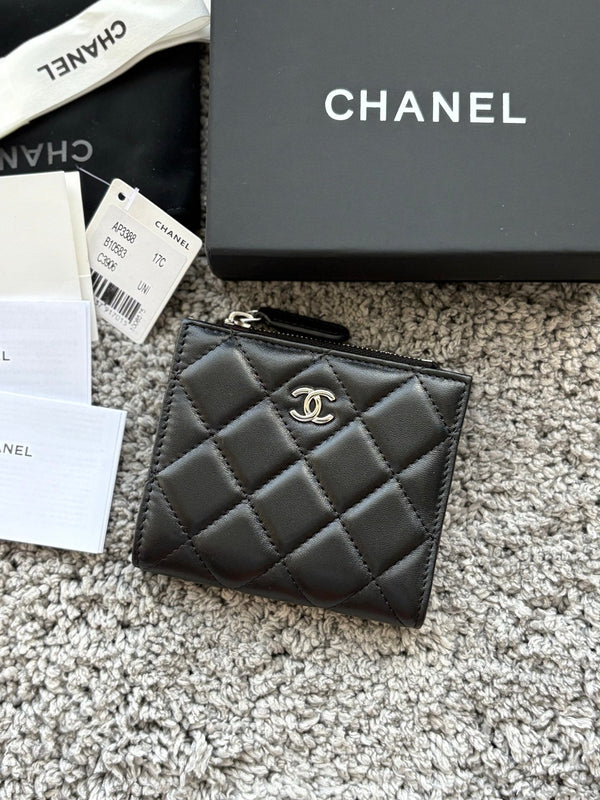 CC 2026 Double Zippered Short Wallet 11cm Leather 102531