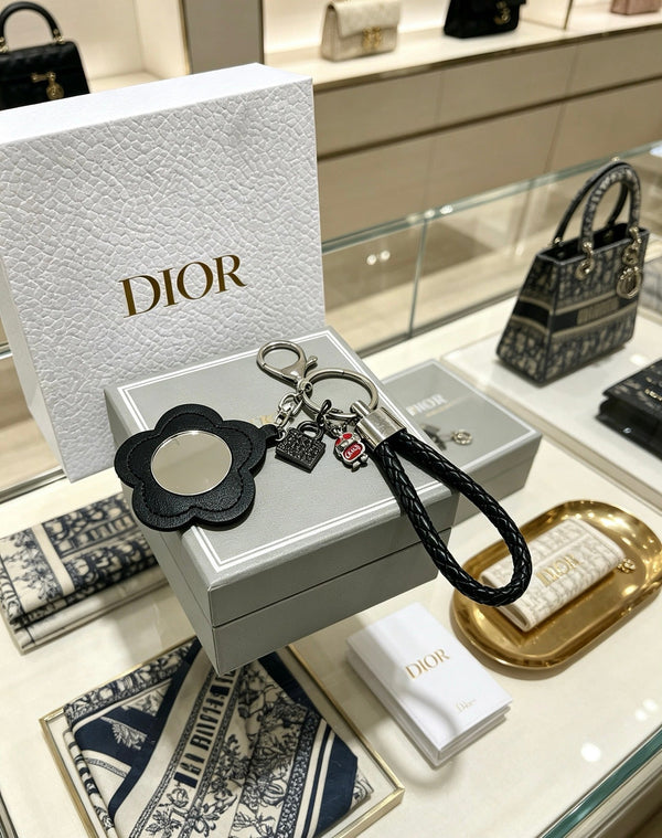 CD Flower And Bag Charm
