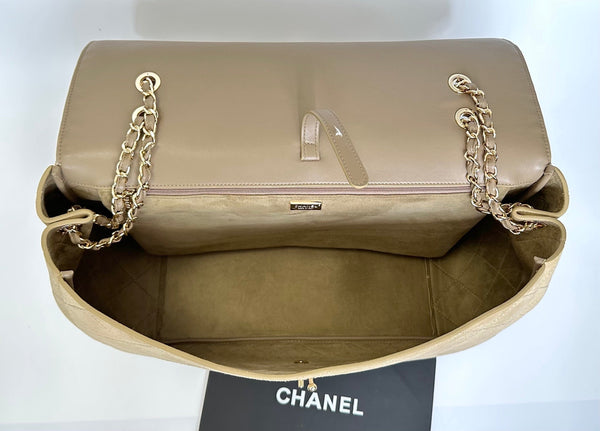 CC 2026 x Pharrell Williams Suede XXL Flap Bag Suede Leather 167141