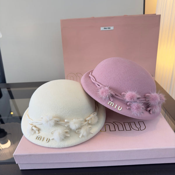 Miu Cashmere Bucket Hat 477664
