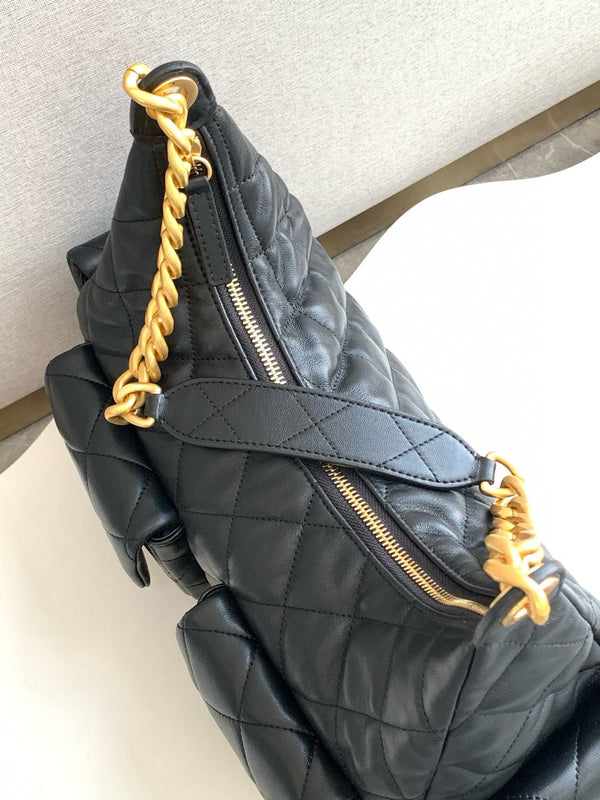 MAXI HOBO BAG 27 IN BLACK LAMBSKIN GOLD HARDWARE