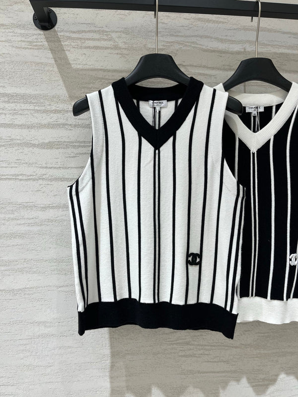 CC Striped Knit Vest 758890