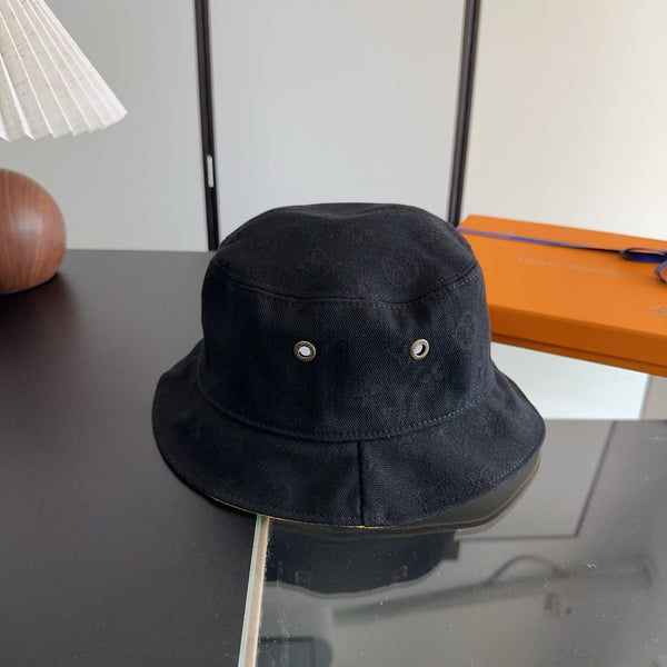 LV Reversible Bucket Hat Monogram 455794