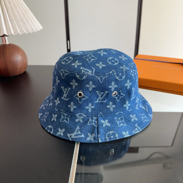 LV Reversible Bucket Hat Monogram 455794