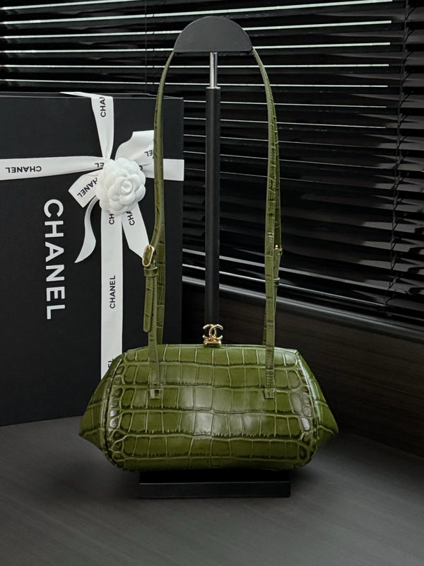 CC 26S Clutch with Leather Strap 28cm Crocodile-Embossed Calfskin