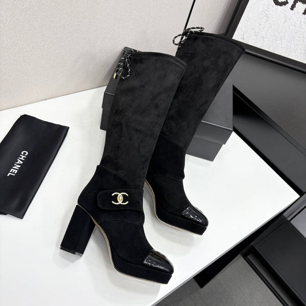 CC 26FW High Boots Gold-Tone CC Logo Suede Patent Leather 193648