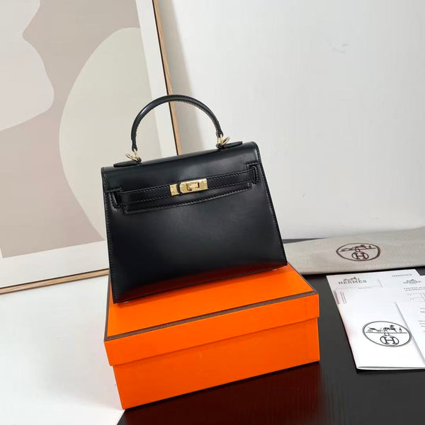 HM Kelly 25cm Glossy Cowhide GHW