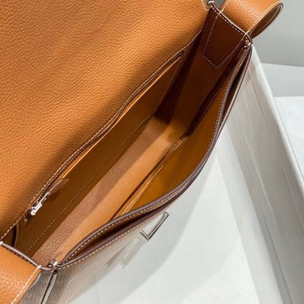 HM 26s Steve Light Junior Messenger 27cm Bag Tan Togo Calfskin
