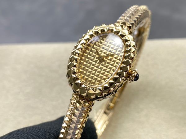 Cartier Baignoire Watch 18.5MM Gold Clous de Paris