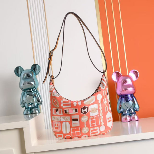HM Sursoie To Go Pouch 22.5CM Orange Swift Canvas