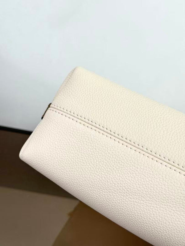 LV 2026 Multipass Bag 30cm In Vanille Calfskin Leather