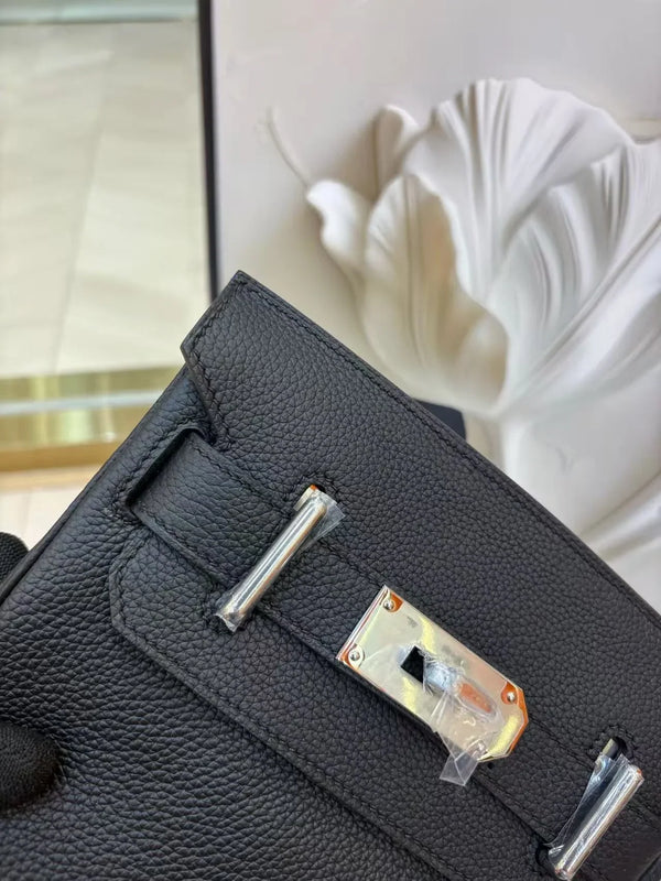 HM 2026 Hac a Dos PM Bag 21cm Black Silver Togo Leather
