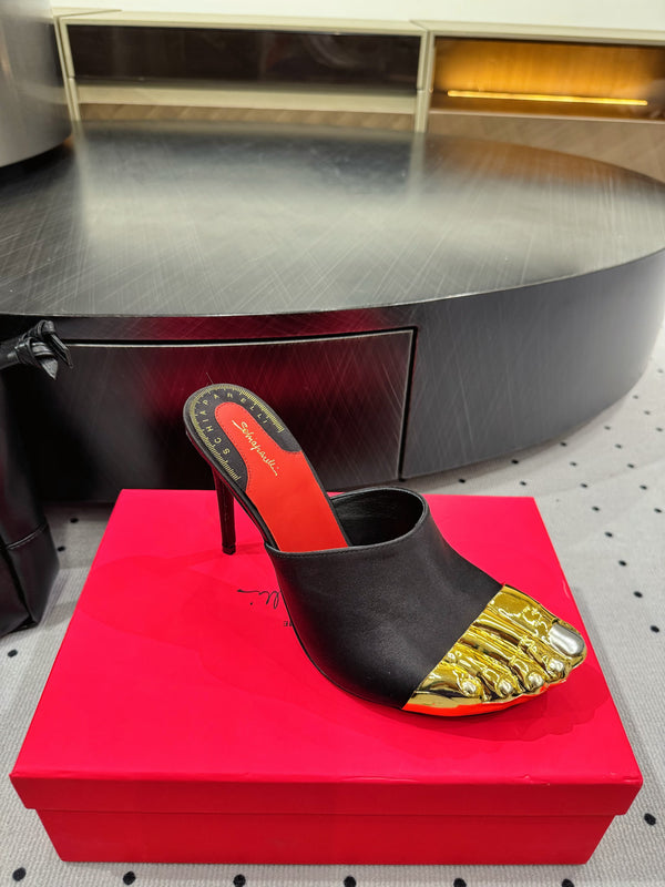 MS Trompe L'oeil Toe Mules Black Gold Leather Blend With Silk