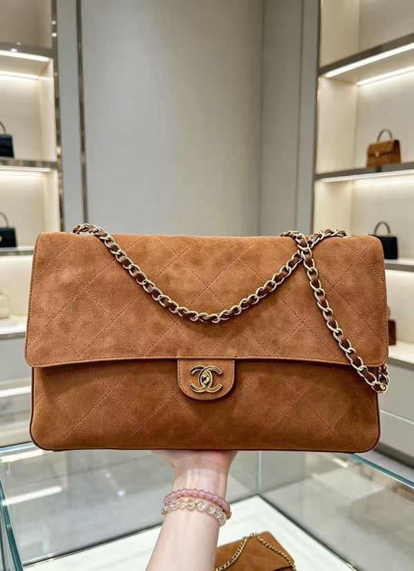 CC Souplissimo Maxi Flap 38.5cm Handbag Camel Suede Calfskin