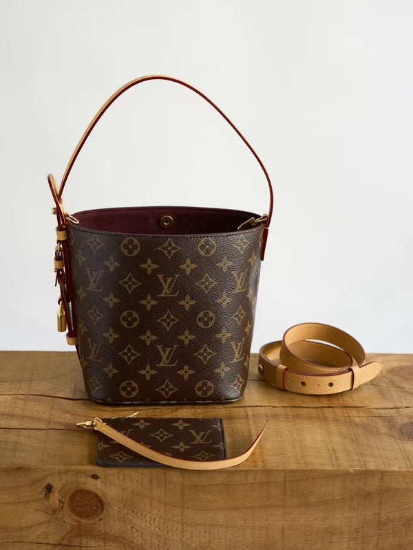LV All In BB Bucket Bag 18cm Monogram Coated Cowhide