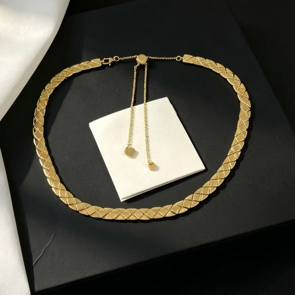 CC Coco Crush Supple Short Necklace Rhombus Design