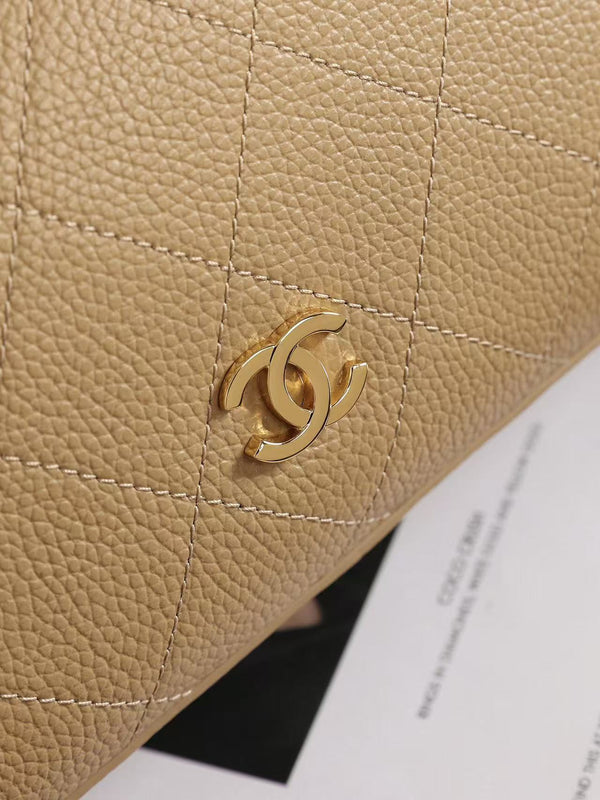 CC 26FW Large Hobo Bag 32.5 cm Grained Calfskin