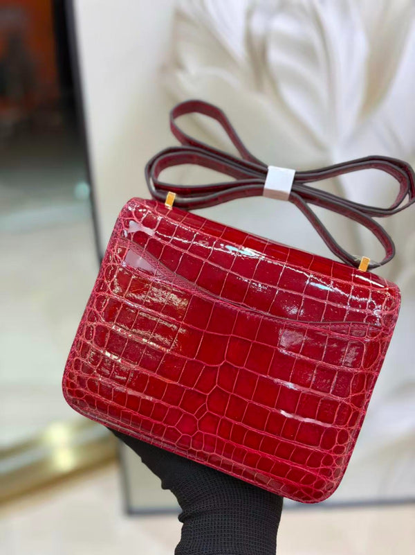 HM Constance Bag 18cm Crocodile Red Patent Leather (15 days production))