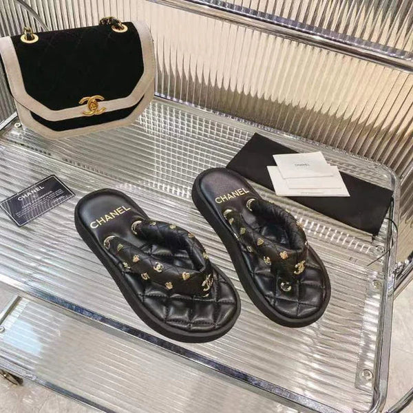 CC 2026 Thong Sandals Lambskin Leather Gold-Tone Charm Details 791138