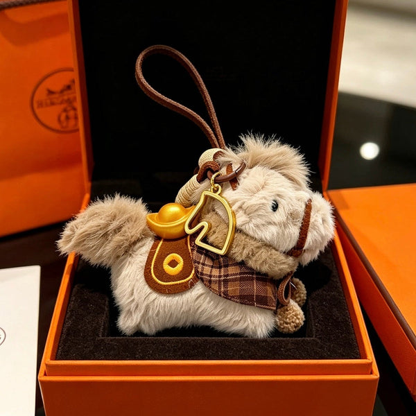HM Wool Horse Charm